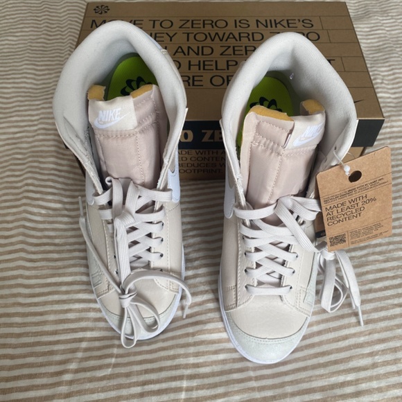 NWT Nike Blazer Mid 77 Next Nature Light Orewood Brown Women's 9 - Picture 4 of 7